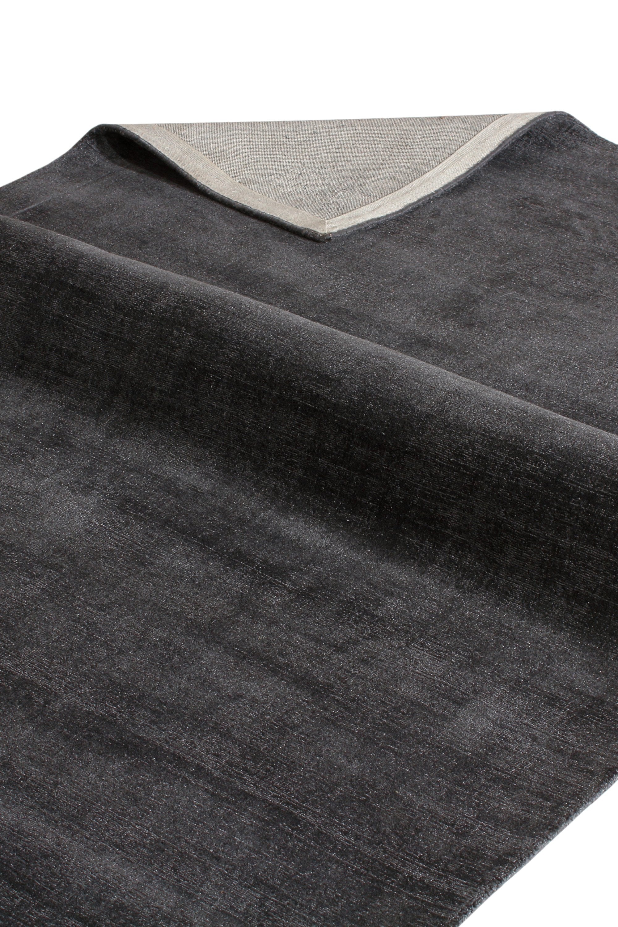 Plain Luxe Charcoal